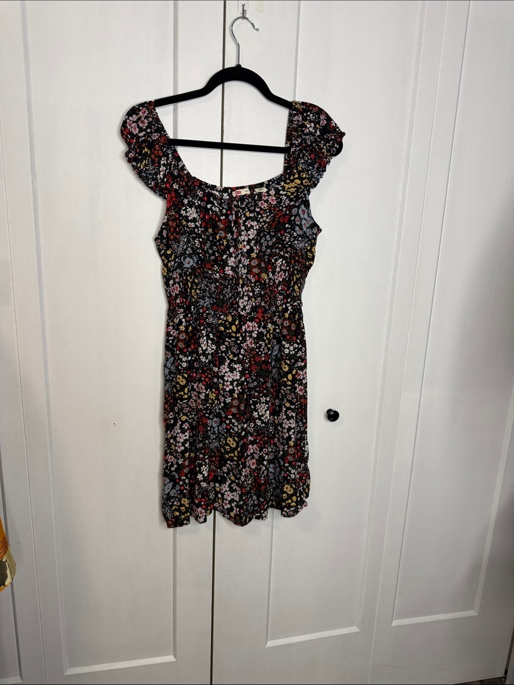 Levi's - medium - Black Floral Puff-Sleeve Mini Dress